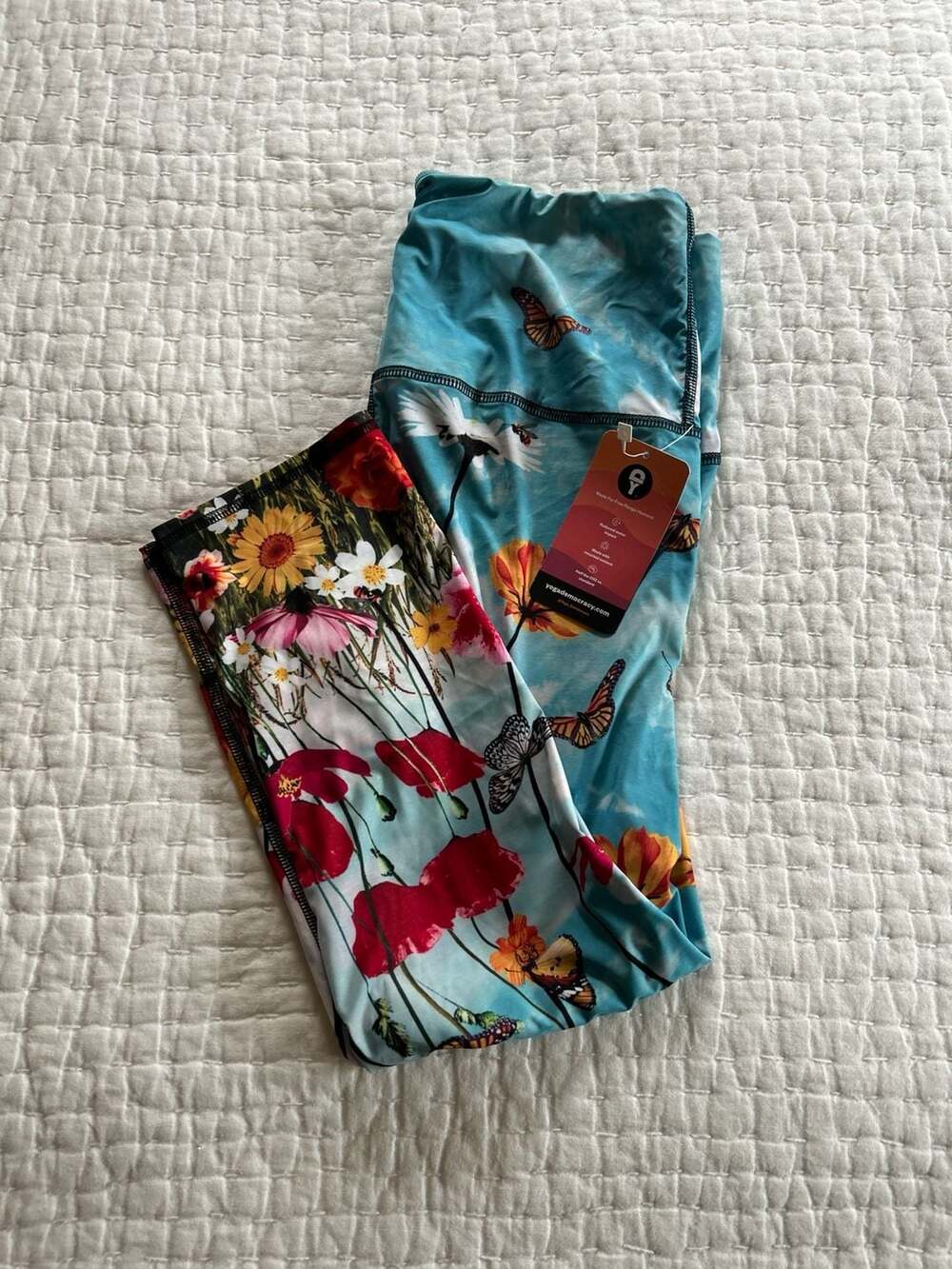 Yoga Democracy Flower Bomb High-Rise Crop Eco-Friendly Printed Yoga Leggings  L